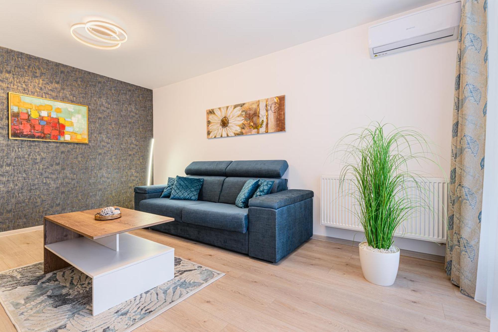 Luxury Landing Apartments Complex Qualis Braşov Esterno foto