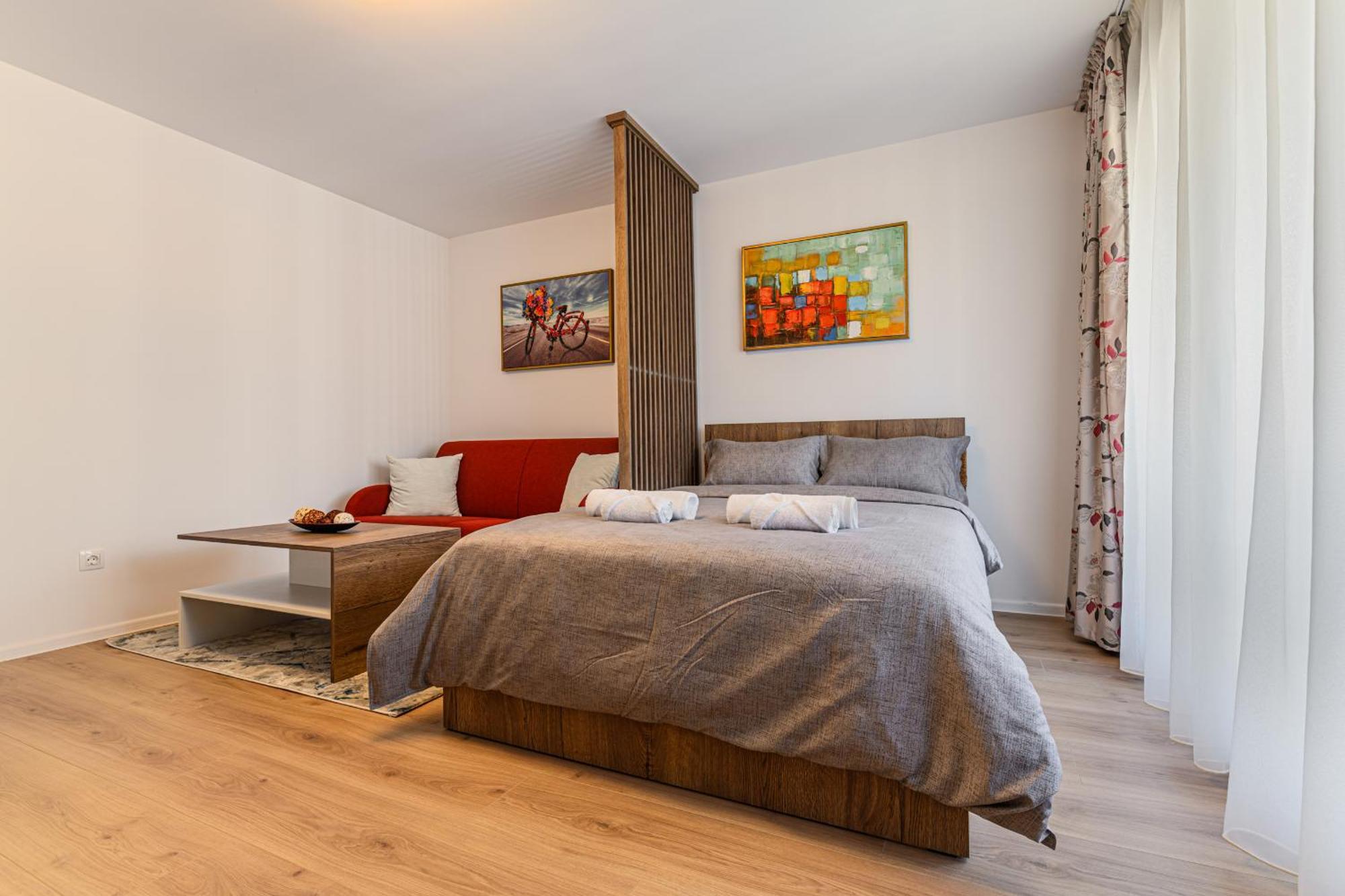Luxury Landing Apartments Complex Qualis Braşov Esterno foto